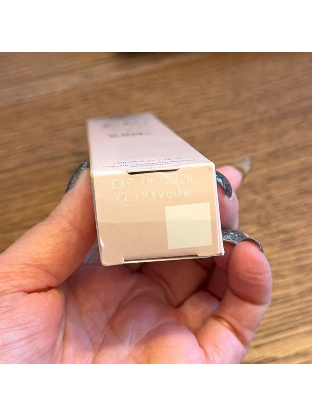 It Cosmetics Illumination Color Correcting Full Coverage SPF 50 Light bb 06/24